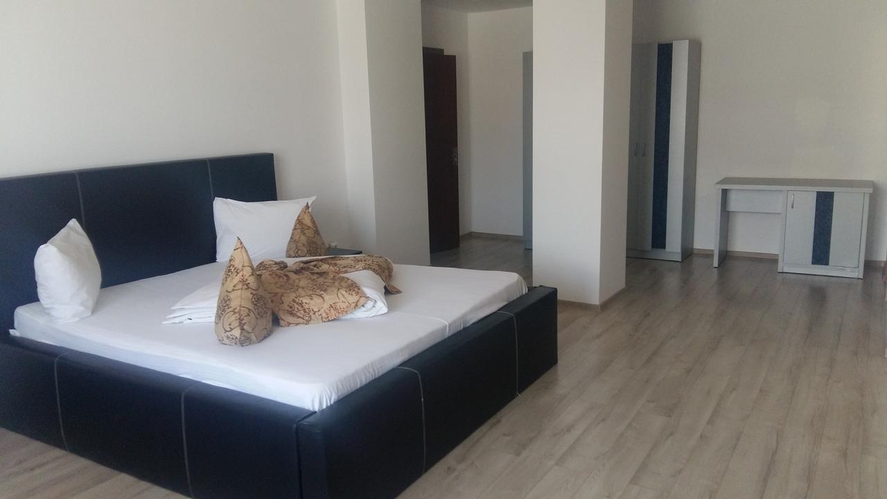 Cazare Palace Petroşani 외부 사진