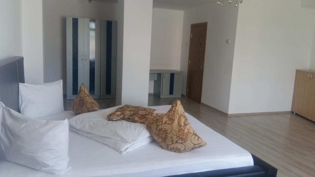 Cazare Palace Petroşani 외부 사진